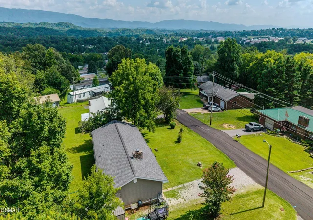 24th image of 346 Huskey Dr, Seymour, TN 37865 | MLS# 3278337