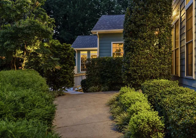 Homes for sale in Bowling Green, KY | 1766 Hunts Ln, Bowling Green, KY 42103 | MLS# 3256704