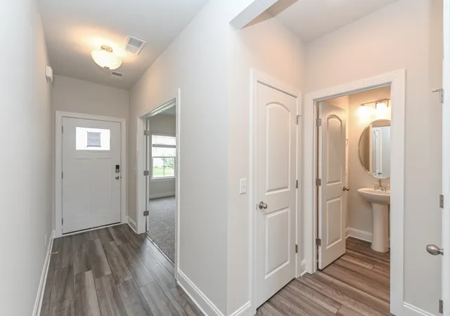 Photo 4 of Single family home for sale at 1255 Dutch Peak, Lebanon, TN 37090 | MLS# 3259688 | Listing updated on 2026-08-21