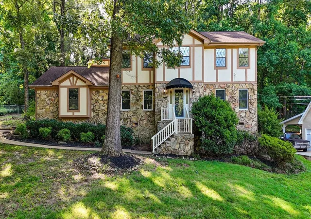 Homes for sale in Hixson, TN | 6536 Harbor View Dr, Hixson, TN 37343 | MLS# 3258332