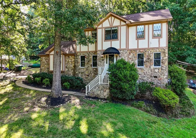 Homes for sale in Hixson, TN | 6536 Harbor View Dr, Hixson, TN 37343 | MLS# 3258332