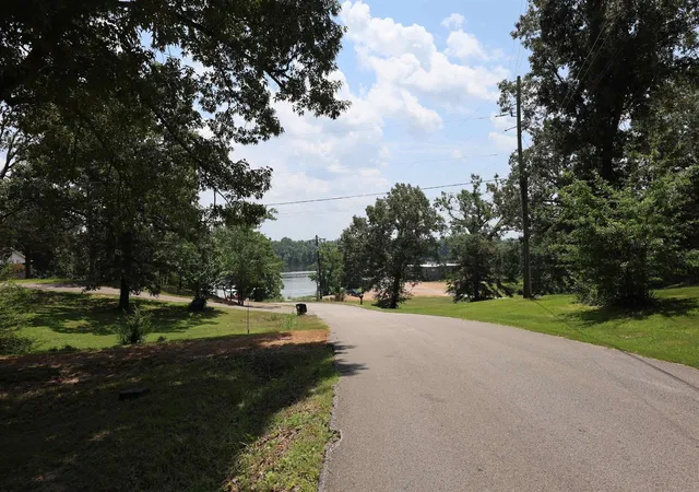 Homes for sale in Crump, TN | 415 Lew Wallace Rd, Crump, TN 38327 | MLS# 3258344