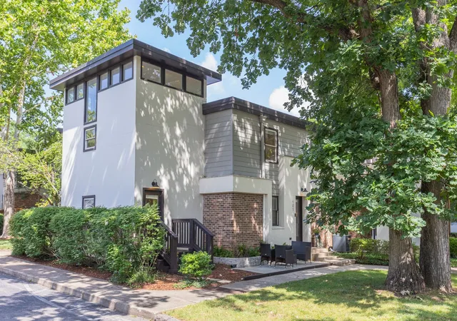 Photo 1 of Townhouse for sale at 940 Gale Ln #101, Nashville, TN 37204 | MLS# 3260147 | Listing updated on 2026-09-07