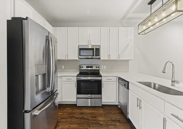 Photo 3 of Townhouse for sale at 207 Porter Village Cir, Nashville, TN 37206 | MLS# 3304650 | Listing updated on 2026-09-07