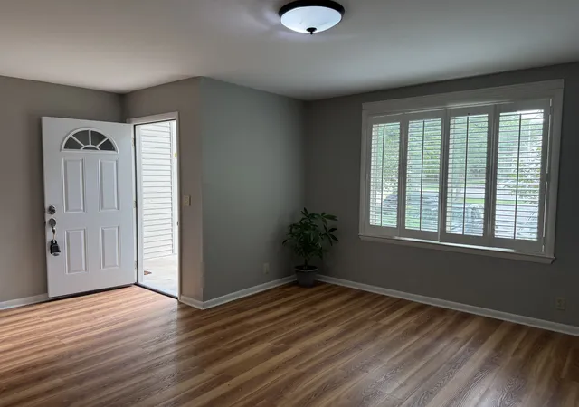 Homes for sale in Nashville, TN | 4958 Edmondson Pike #14, Nashville, TN 37211 | MLS# 3259791
