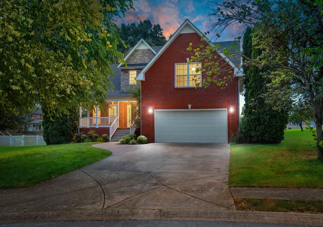 Photo 1 of Single family home for sale at 205 Cullom Way, Clarksville, TN 37043 | MLS# 3305491 | Listing updated on 2026-09-07