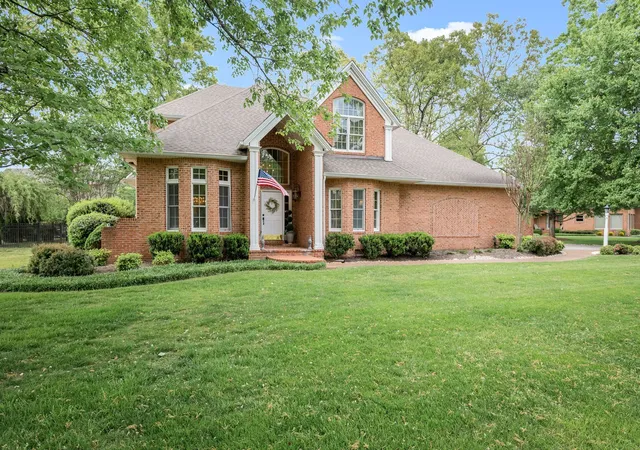 2nd image of 109 Albemarle Dr, Tullahoma, TN 37388 | MLS# 3259732