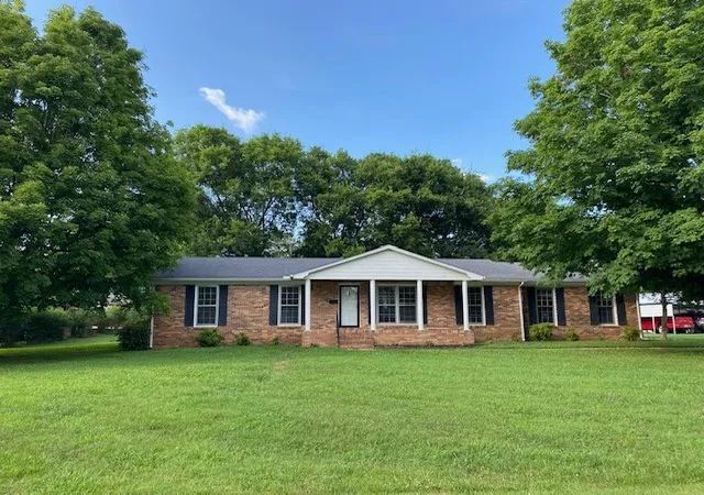 Homes for sale in Lewisburg, TN | 968 Galloway St, Lewisburg, TN 37091 | MLS# 3259960