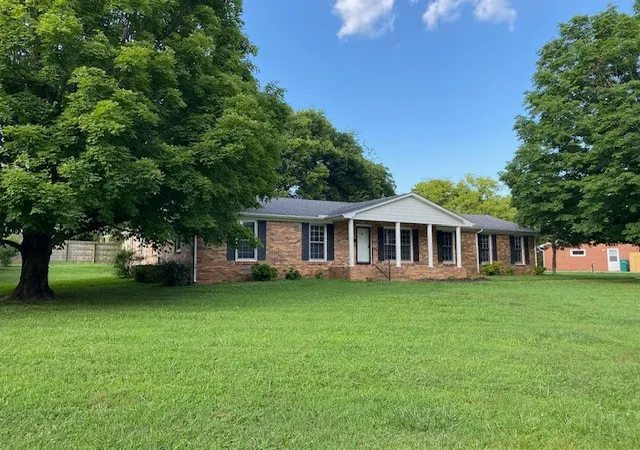 Homes for sale in Lewisburg, TN | 968 Galloway St, Lewisburg, TN 37091 | MLS# 3259960