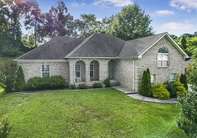 Homes for sale in Hendersonville, TN | 1009 Stafford Ct, Hendersonville, TN 37075 | MLS# 3268423