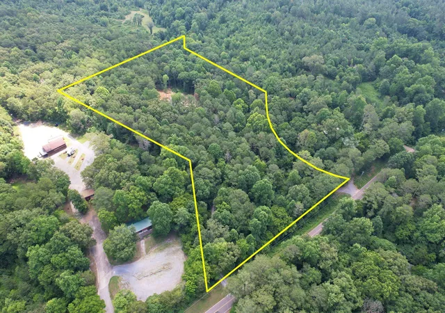 2nd image of 686 Welcome Valley Road, Benton, TN 37307 | MLS# 3337270