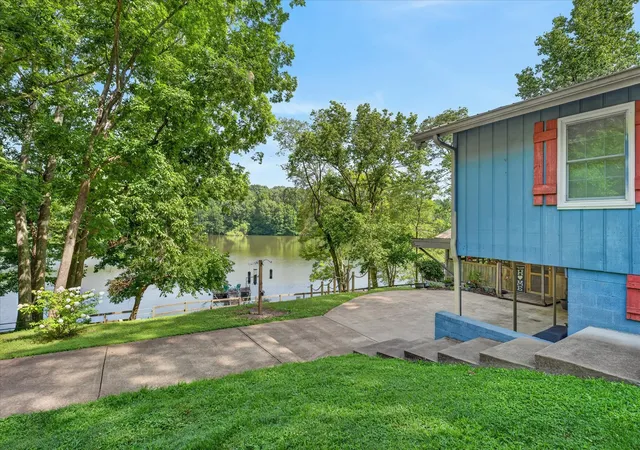 Homes for sale in Dover, TN | 554 Hickman Shores Rd, Dover, TN 37058 | MLS# 3259862