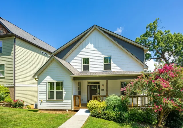 2nd image of 611 Alyse Way, Chattanooga, TN 37405 | MLS# 3515487
