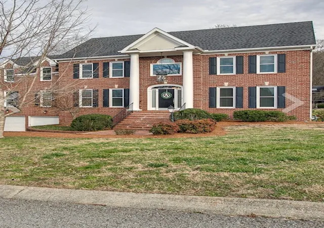 Photo 3 of Single family home for sale at 345 Saint Andrews Dr, Franklin, TN 37069 | MLS# 3270487 | Listing updated on 2026-08-17