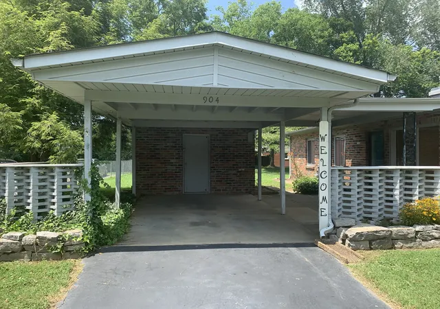 Homes for sale in Pulaski, TN | 904 Rackley Dr, Pulaski, TN 38478 | MLS# 3259877