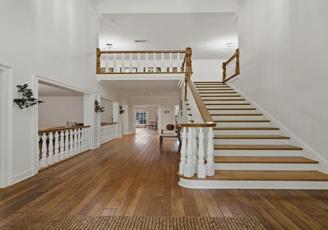 Photo 4 of Single family home for sale at 1122 Longview Dr, Hendersonville, TN 37075 | MLS# 3283645 | Listing updated on 2026-07-30