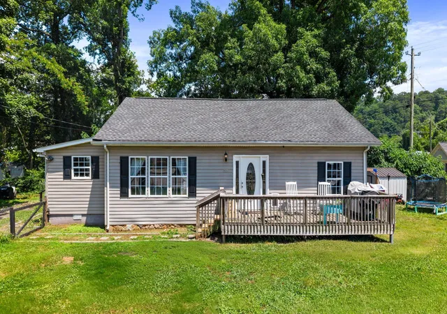 Homes for sale in Soddy Daisy, TN | 315 Depot Street, Soddy Daisy, TN 37379 | MLS# 3259898