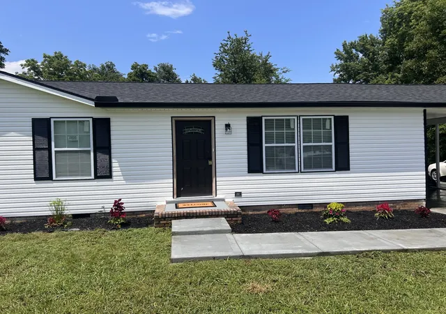 Homes for sale in Murfreesboro, TN | 2468 River Oaks Dr, Murfreesboro, TN 37129 | MLS# 3269735