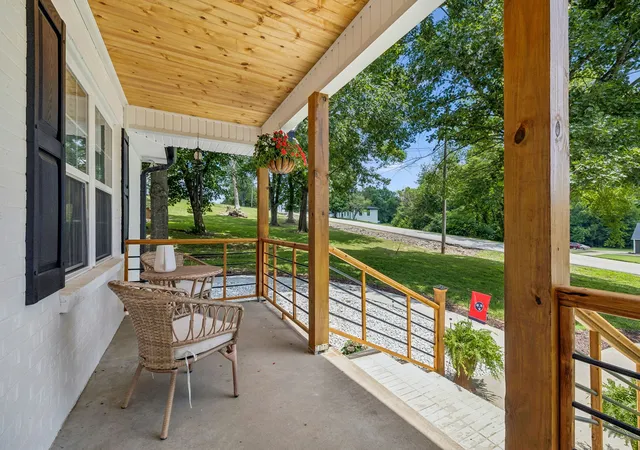 2nd image of 208 Western Ave, Hartsville, TN 37074 | MLS# 3259945