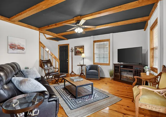 Homes for sale in Smithville, TN | 446 Oak Dr, Smithville, TN 37166 | MLS# 3259928