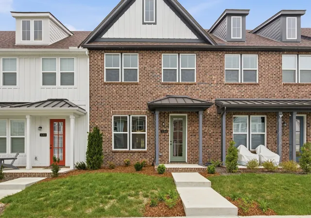 Homes for sale in Nashville, TN | 134 Valentine Aly, Nashville, TN 37218 | MLS# 3259923