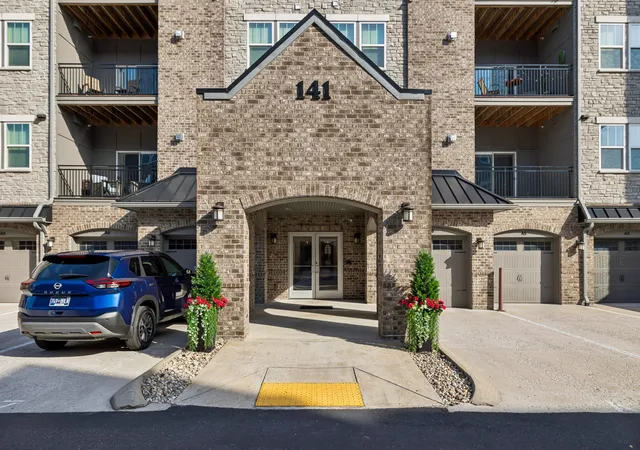 2nd image of 141 Saundersville Rd #1208, Hendersonville, TN 37075 | MLS# 3259936