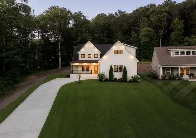 Photo 3 of Single family home for sale at 2525 Parkside Pl Ne, Cleveland, TN 37311 | MLS# 3259941 | Listing updated on 2026-09-23