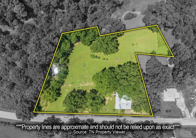 3rd image of 8120 Mount Carmel Rd, Decaturville, TN 38329 | MLS# 3270435