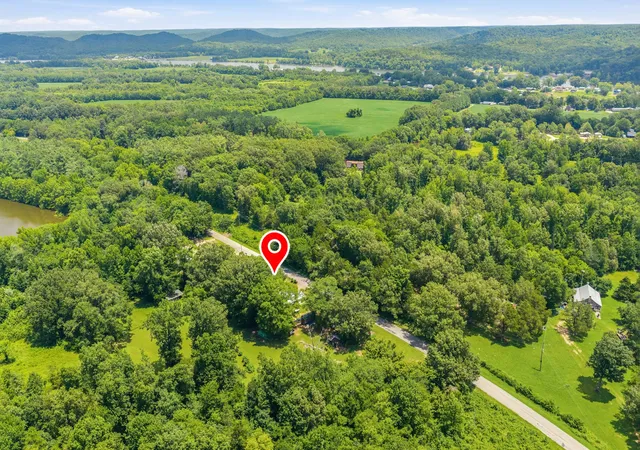 4th image of 8120 Mount Carmel Rd, Decaturville, TN 38329 | MLS# 3270435
