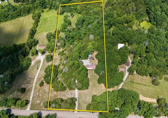 3rd image of 6965 Cross Keys Rd, College Grove, TN 37046 | MLS# 3259966