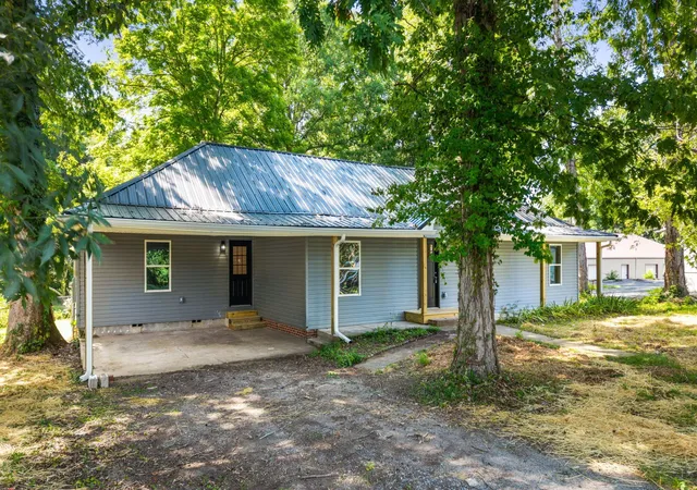Homes for sale in Decatur, TN | 17855 State Hwy 58 N, Decatur, TN 37322 | MLS# 3259965