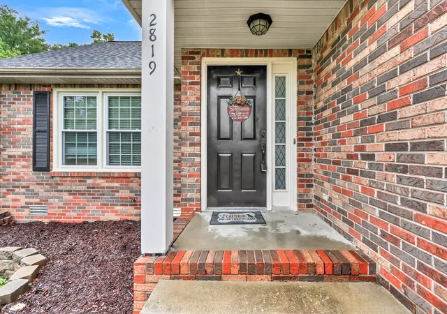 Homes for sale in Clarksville, TN | 2819 Fenton Ct, Clarksville, TN 37040 | MLS# 3260013