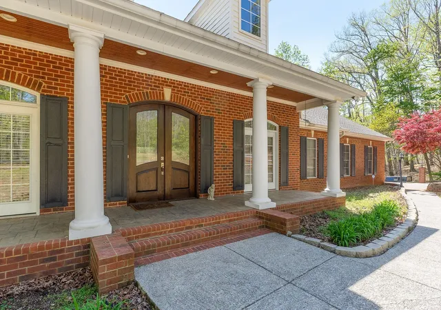 Photo 2 of Single family home for sale at 120 Dunrobin Ct, Sparta, TN 38583 | MLS# 3259988 | Listing updated on 2026-09-01