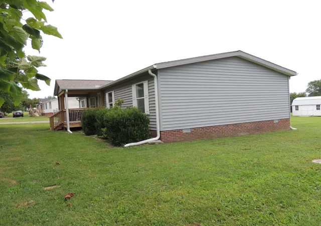 Homes for sale in Gallatin, TN | 168 Lbj Dr, Gallatin, TN 37066 | MLS# 3260350