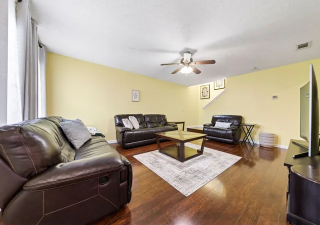 Photo 4 of Single family home for sale at 1425 Sprucedale Dr, Antioch, TN 37013 | MLS# 3260305 | Listing updated on 2026-08-28