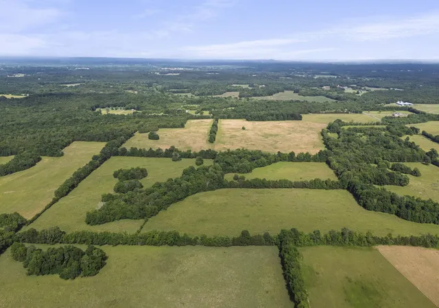 Photo 4 of House for sale at 2794 Darnell Rd, Lewisburg, TN 37091 | MLS# 3267436 | Listing updated on 2026-08-20