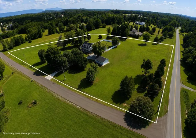 Homes for sale in Englewood, TN | 305 County Road 545, Englewood, TN 37329 | MLS# 3260012