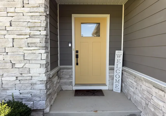 Photo 2 of Single family home for sale at 469 Steamview Dr, White House, TN 37188 | MLS# 3260105 | Listing updated on 2026-08-20