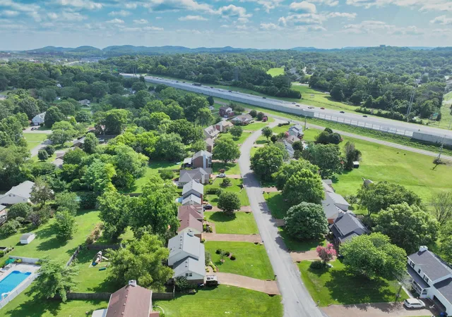 32nd image of 533 Hopewood Ct, Franklin, TN 37064 | MLS# 3260101