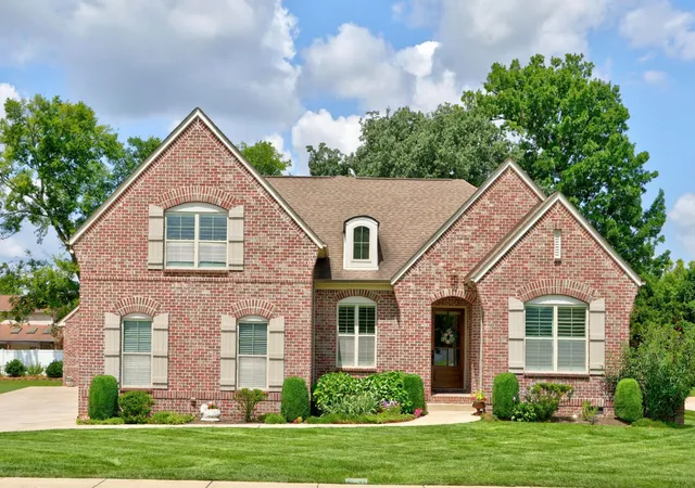 Photo 4 of Single family home for sale at 2727 Wynthrope Hall Dr, Murfreesboro, TN 37129 | MLS# 3260364 | Listing updated on 2026-08-20