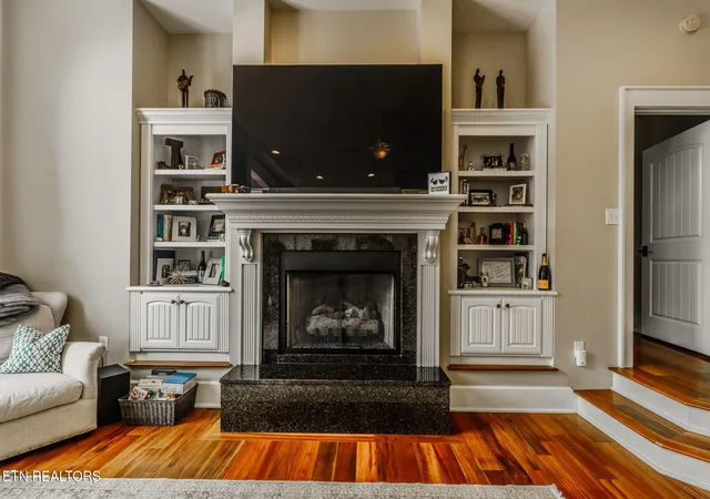 Photo 3 of Condo for sale at 300 S Gay St #103, Knoxville, TN 37902 | MLS# 3278449 | Listing updated on 2026-08-20