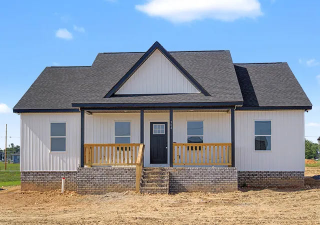 Photo 1 of Single family home for sale at 304 Irene Ct, Lafayette, TN 37083 | MLS# 3260264 | Listing updated on 2026-09-15