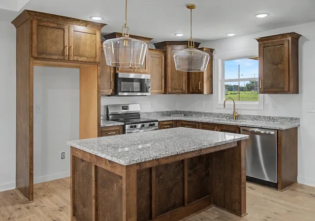 Photo 4 of Single family home for sale at 304 Irene Ct, Lafayette, TN 37083 | MLS# 3260264 | Listing updated on 2026-09-15
