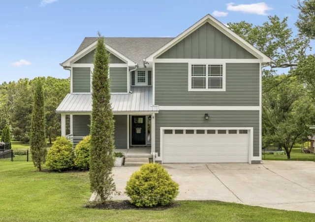 1st image of 326 Twin Cove Dr, Lebanon, TN 37087 | MLS# 3260161