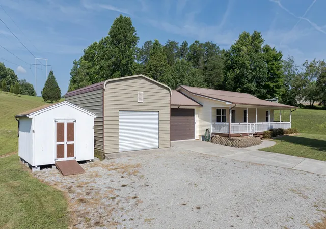 4th image of 446 Upper Clear Creek Road, Spring City, TN 37381 | MLS# 3304344