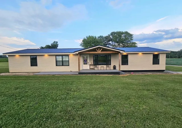 Homes for sale in Hillsboro, TN | 11 Jess Long Ln, Hillsboro, TN 37342 | MLS# 3260214