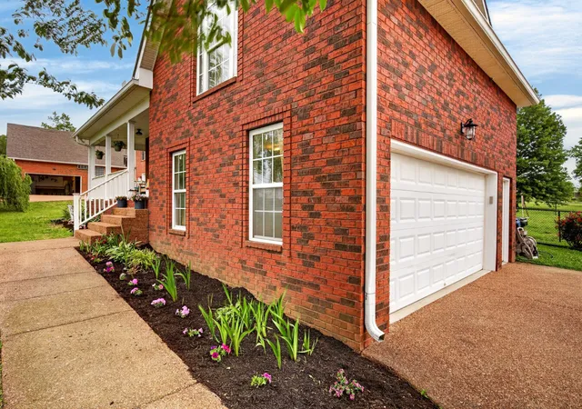 Photo 3 of Single family home for sale at 2327 Highway 76, Portland, TN 37148 | MLS# 3260203 | Listing updated on 2026-09-22