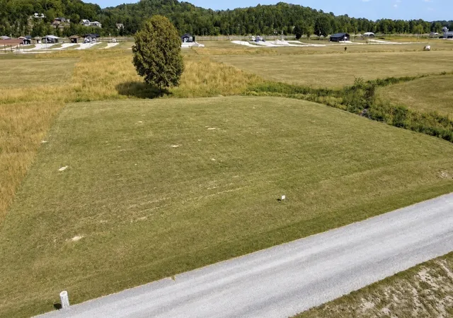 Homes for sale in Clifton, TN | 384 Duck Blind Rd, Clifton, TN 38425 | MLS# 3260198