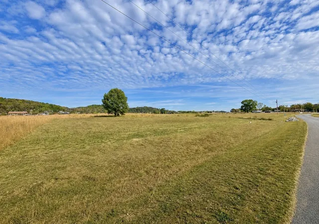 Homes for sale in Clifton, TN | 384 Duck Blind Rd, Clifton, TN 38425 | MLS# 3260198