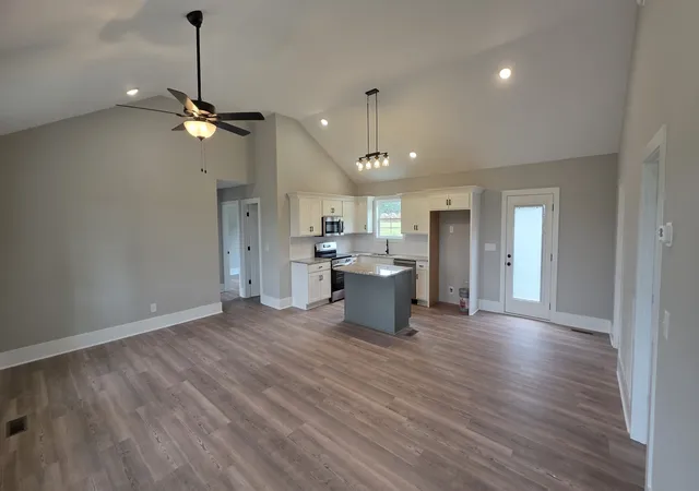 Photo 4 of Single family home for sale at 240 Blair Rd, Mc Minnville, TN 37110 | MLS# 3261371 | Listing updated on 2026-09-24